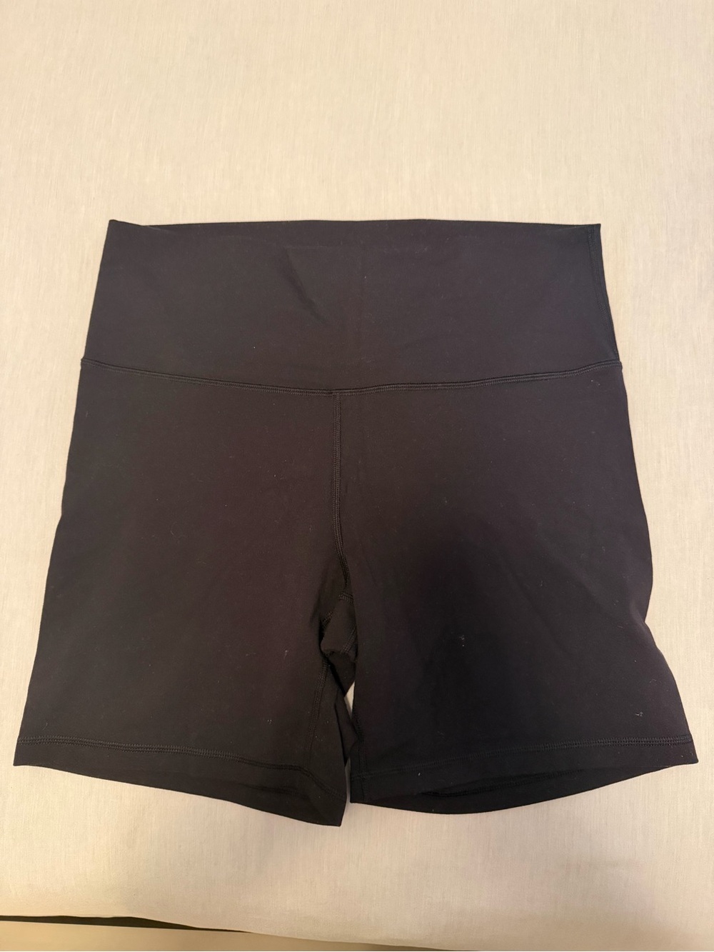 Aritzia TNAction Bike Shorts